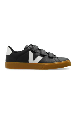 grained-leather-sneaker-with-applique-logo