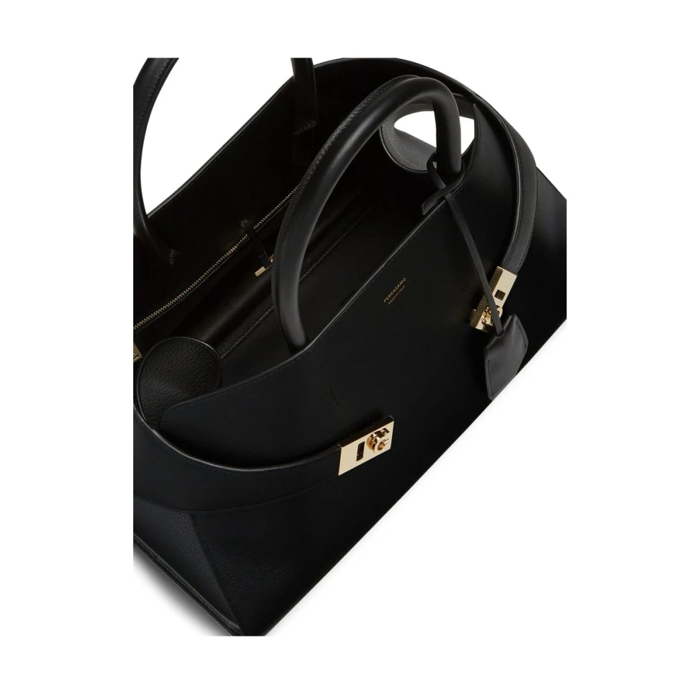 Salvatore Ferragamo Zwarte Leren Handtas met Gouden Hardware Black Dames