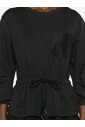 jupe-a-line-noire-avec-taille-a-cordon