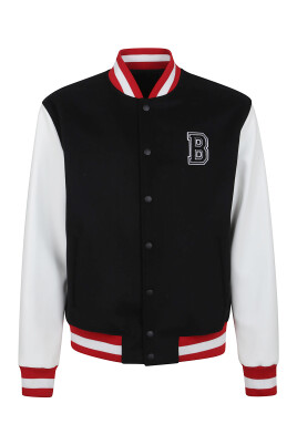 veste-varsity-noire-aw25-look-elegant