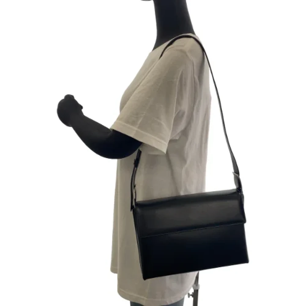 Salvatore Ferragamo Pre-owned Leather shoulder-bags Black Dames