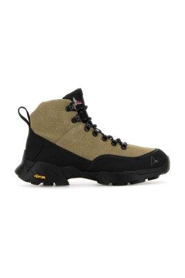 two-tone-leather-ankle-boots