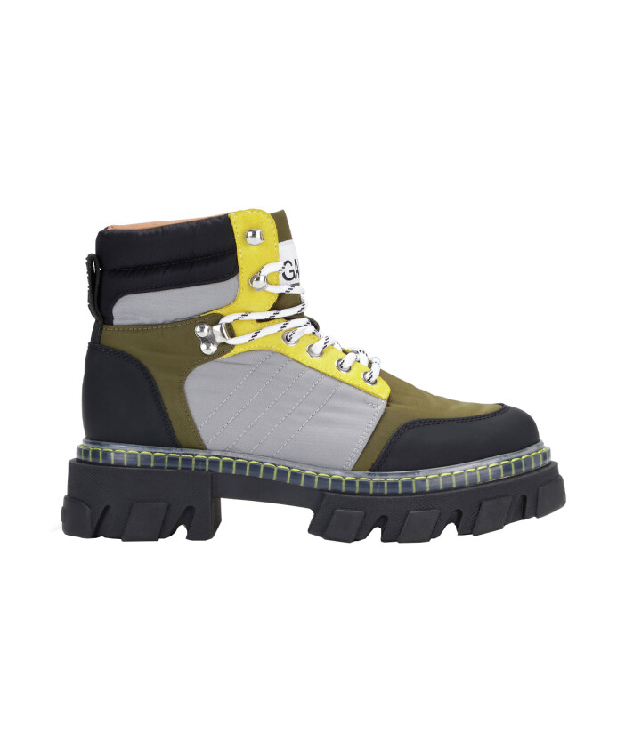 bottines-a-lacets-et-semelle-crantee-epaisse