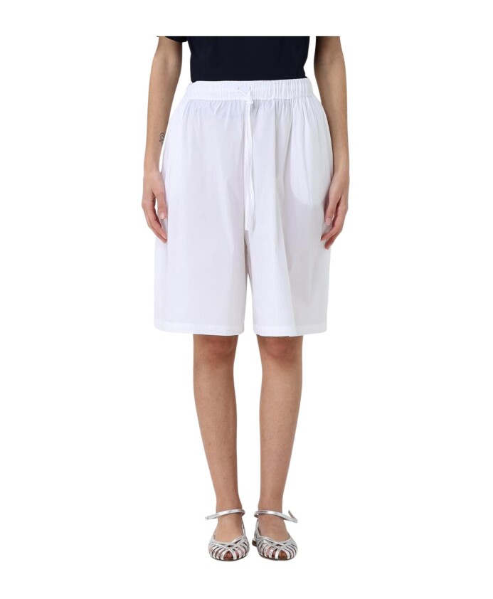 short-chic-blanc-tailleur