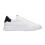 sneakers-blancs-en-cuir-avec-fermeture-tressee