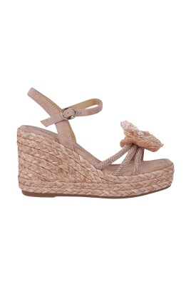 rhinestone-flower-wedge