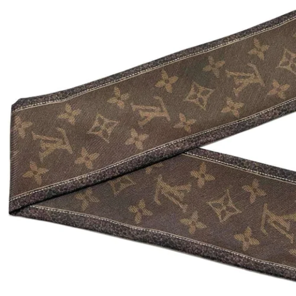 Louis Vuitton Vintage Pre-owned Silk scarves Brown Dames