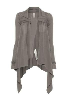pull-gris-en-laine-nouee