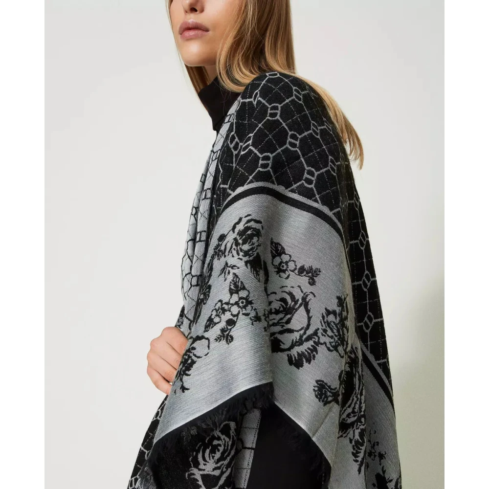 Twinset Open Poncho met Oval T Jacquard Black Dames