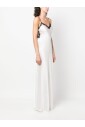 robe-longue-en-satin-blanc-avec-bordure-en-dentelle
