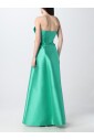 robe-de-soiree-en-soie-bleue-avec-detail-drape