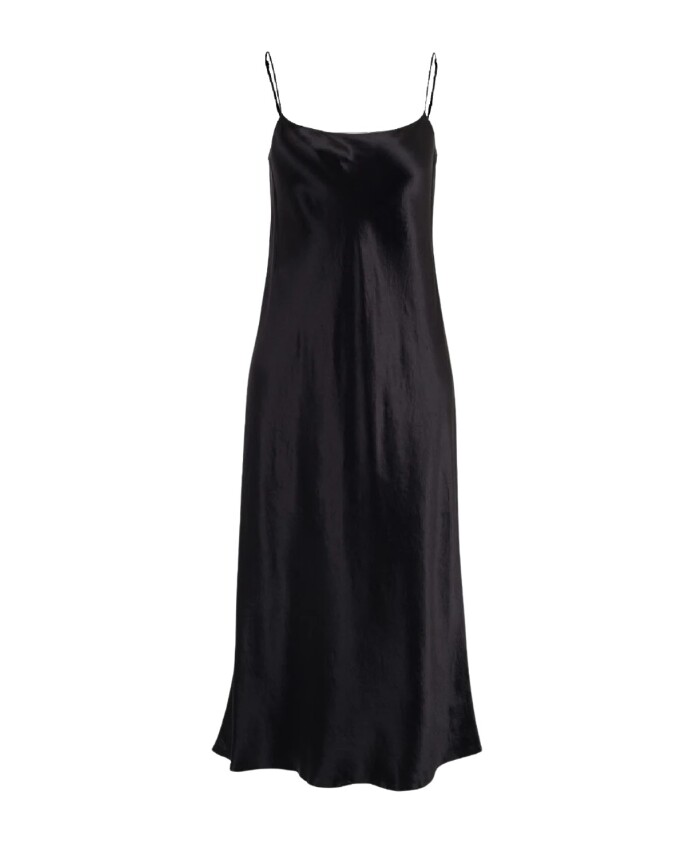 svart-satin-slip-klanning