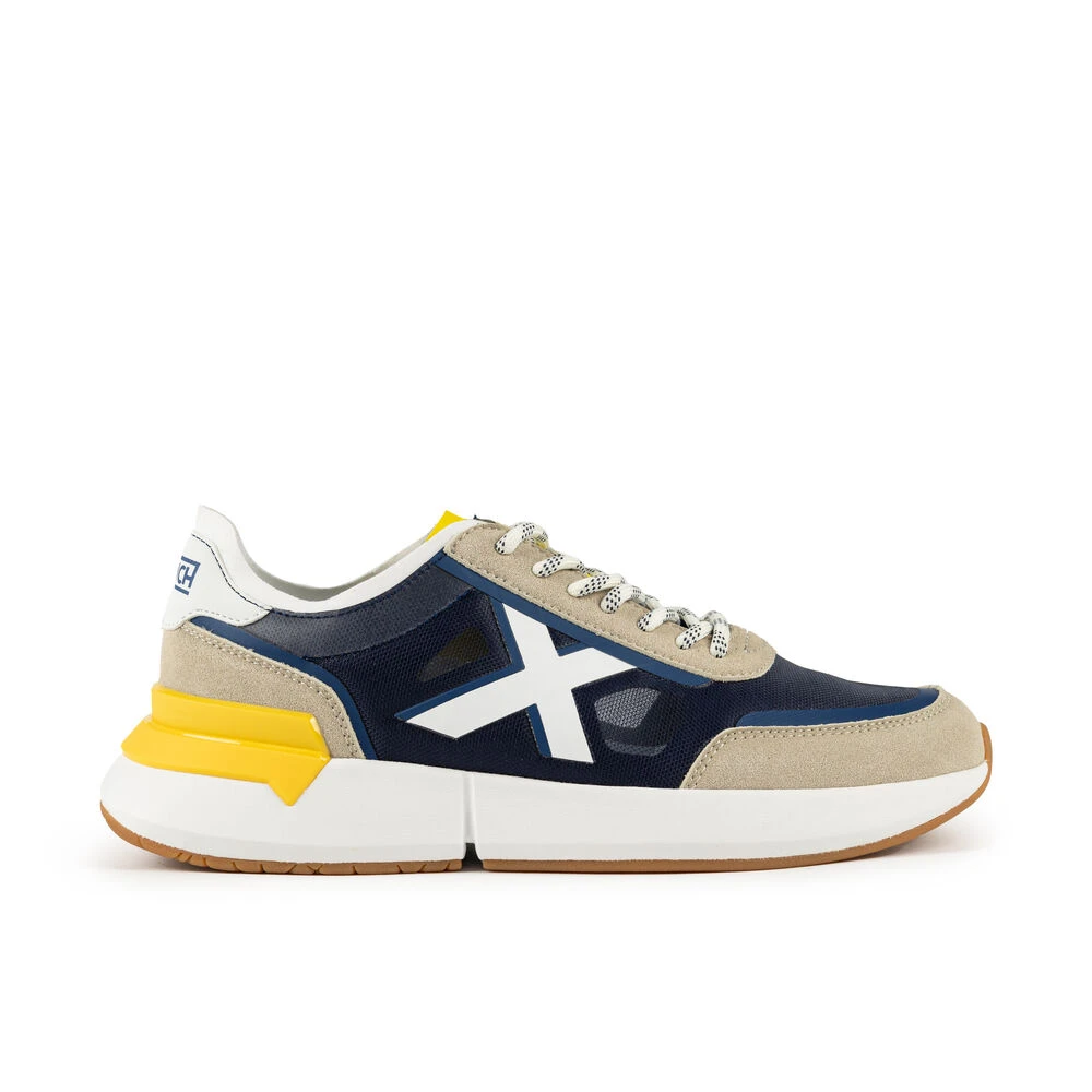 Shoes > Sneakers - - Munich - Modalova