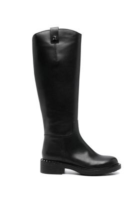 black-leather-knee-high-boots-with-rockstud-detailing