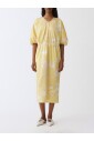 robe-midi-florale-jaune