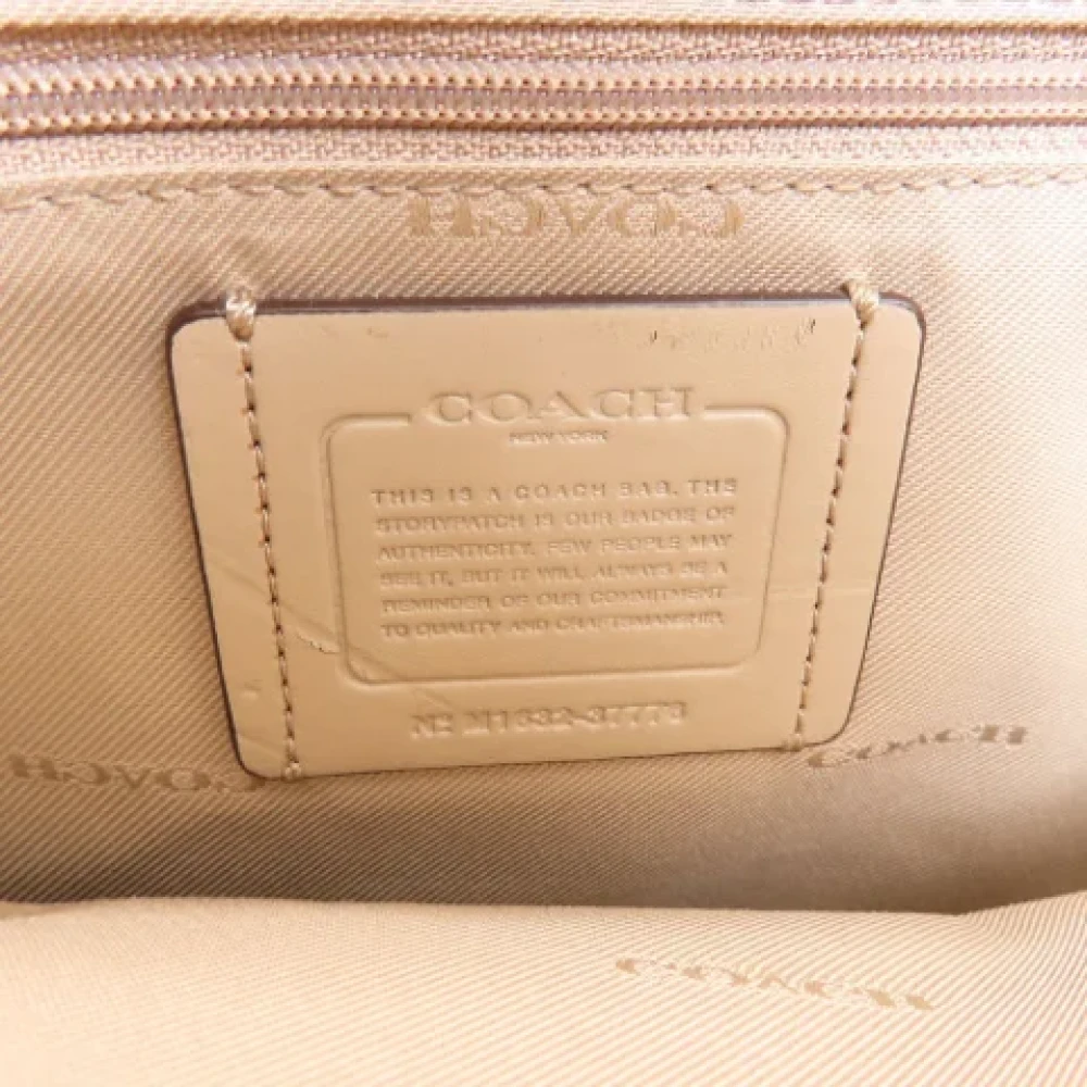 Coach Pre-owned Leather shoulder-bags Beige Dames