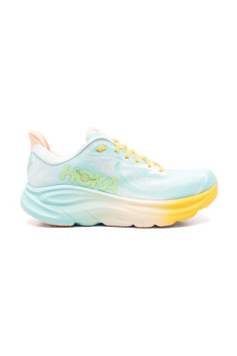 stylish-sneaker-1162030-bprk