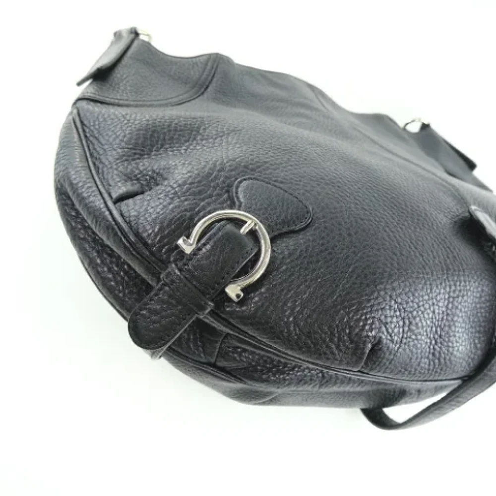 Salvatore Ferragamo Pre-owned Leather shoulder-bags Black Dames