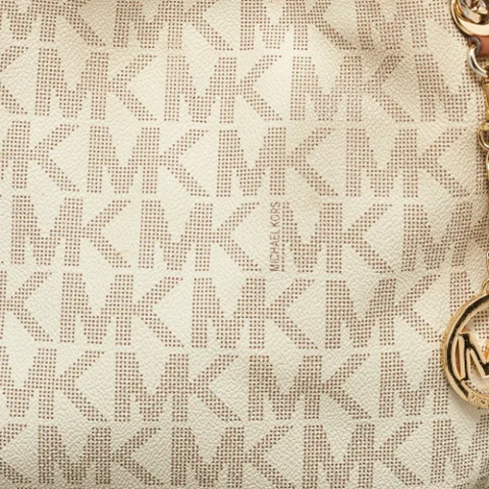 Michael Kors Pre-owned Leather shoulder-bags White Dames