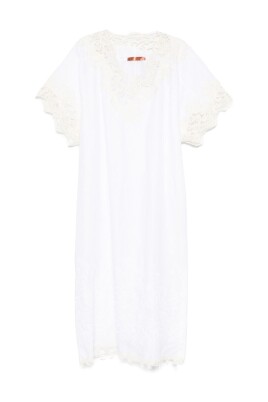 white-embroidered-v-neck-short-sleeve-top