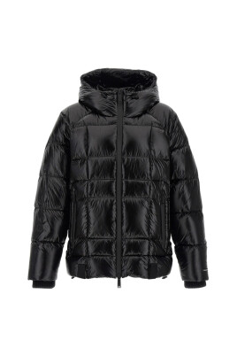 black-quilted-hooded-jacket-zip-fastening