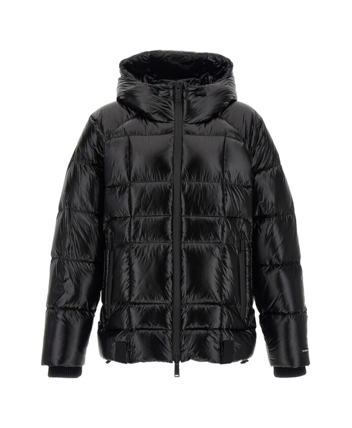 veste-noire-matelassee-a-capuche-avec-fermeture-eclair