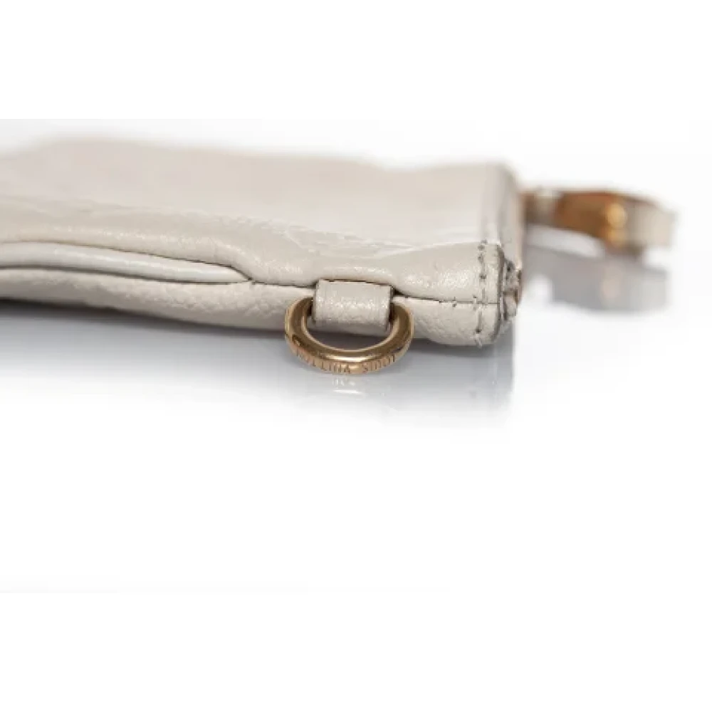 Louis Vuitton Vintage Pre-owned Leather clutches White Dames