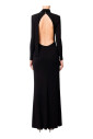 elegante-robe-de-soiree-avec-ornements-de-bijoux