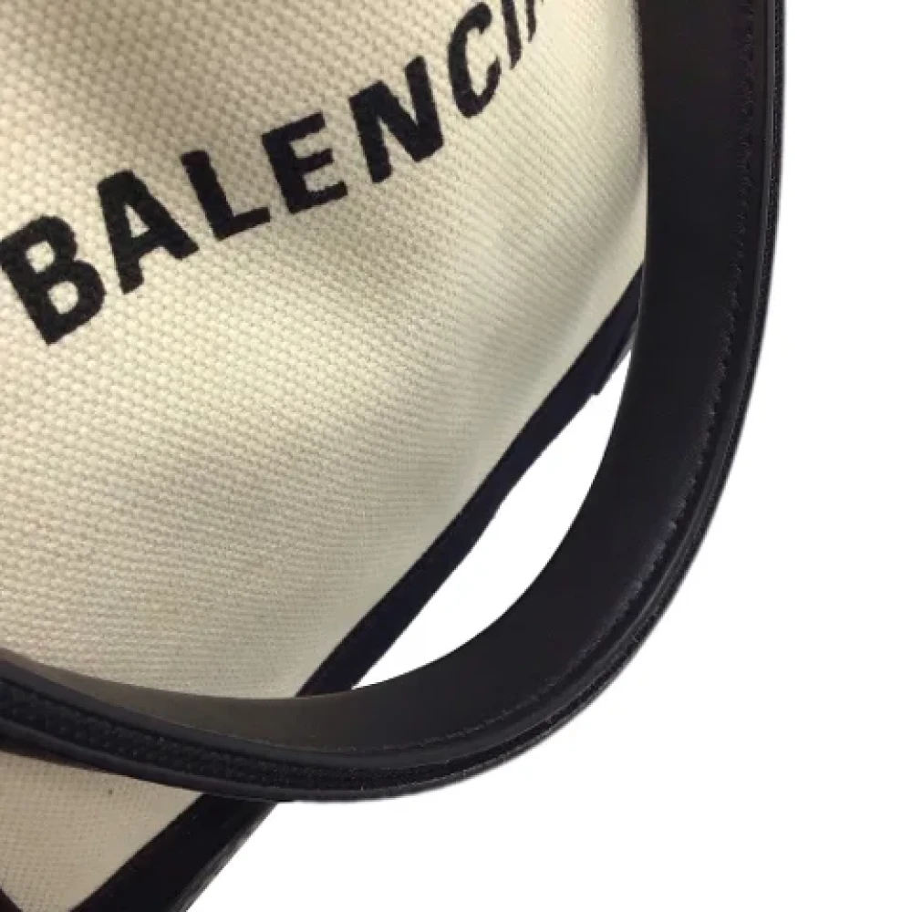 Balenciaga Vintage Pre-owned Fabric balenciaga-bags Beige Dames