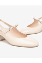 escarpins-slingback-en-vernis-latte