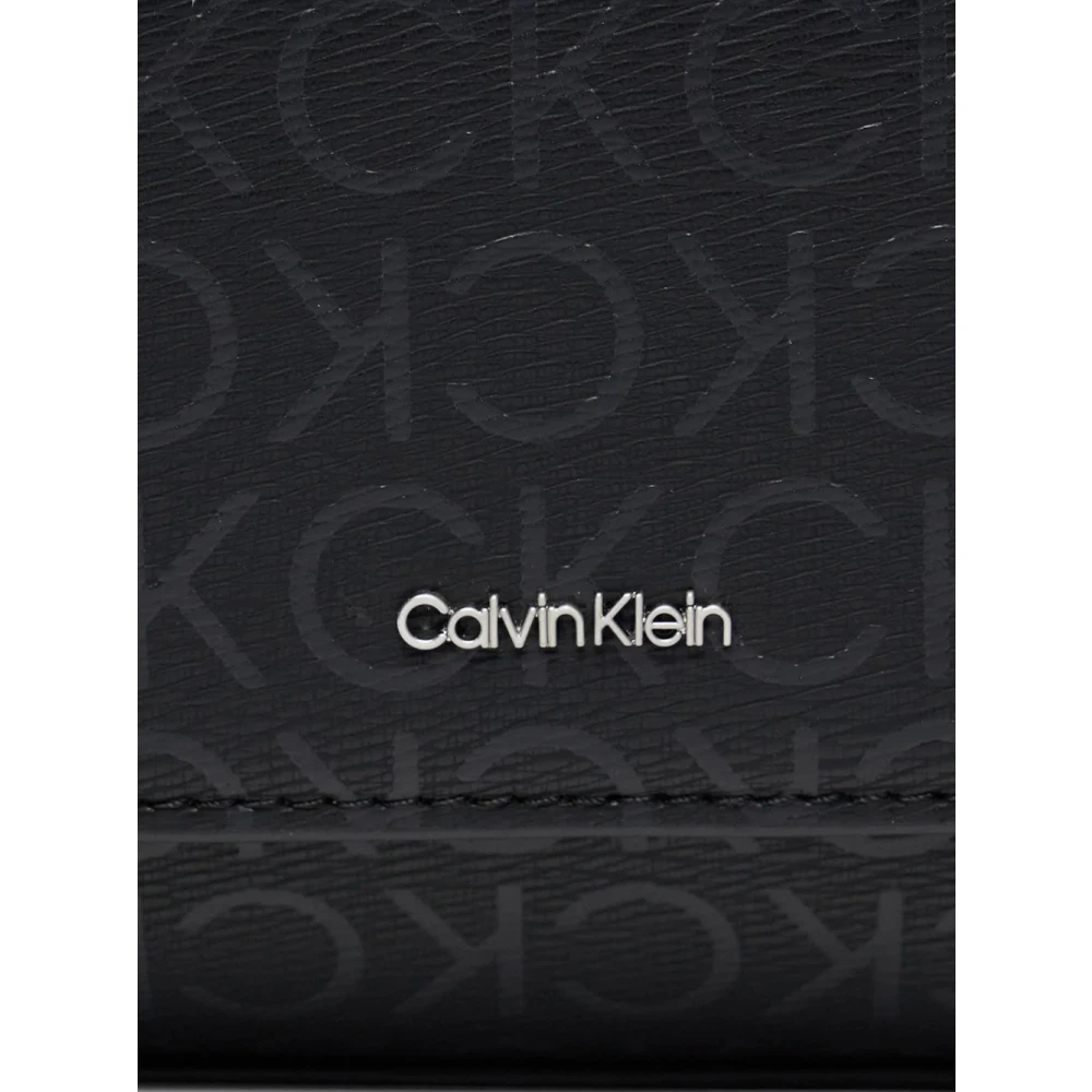 Calvin Klein Zwarte Schoudertas voor Vrouwen Black Dames