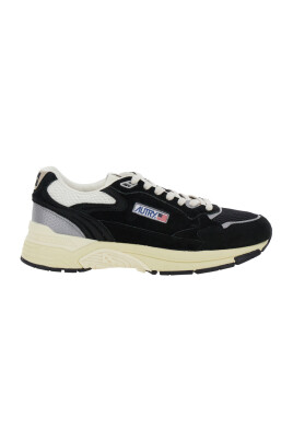 sneakers-noires-hyperway