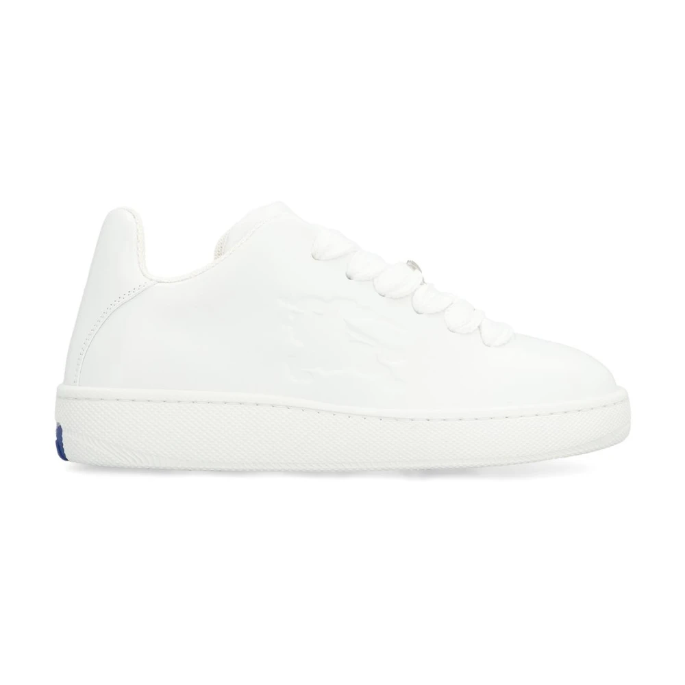 Burberry Embossed Leather Low Top Sneakers Dames Schoenen Wit