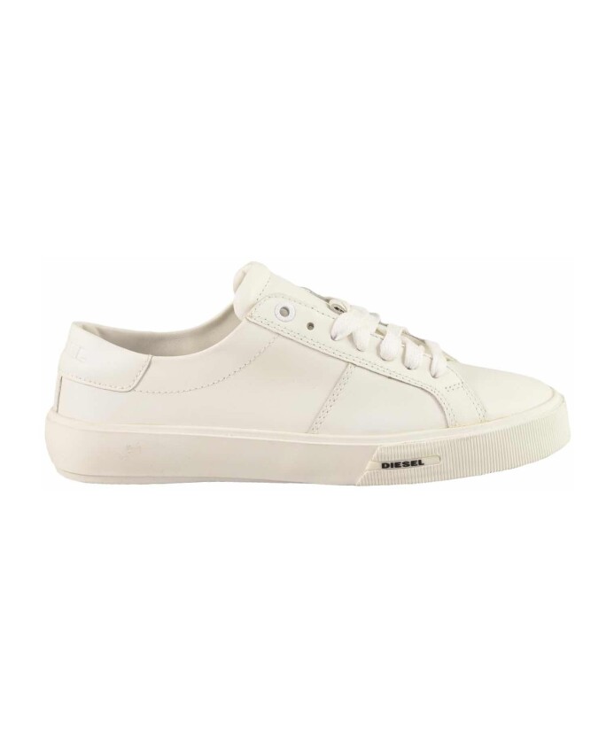 sneakers-en-cuir-avec-semelle-en-caoutchouc