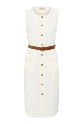 elegant-snow-white-klanning-med-knappar