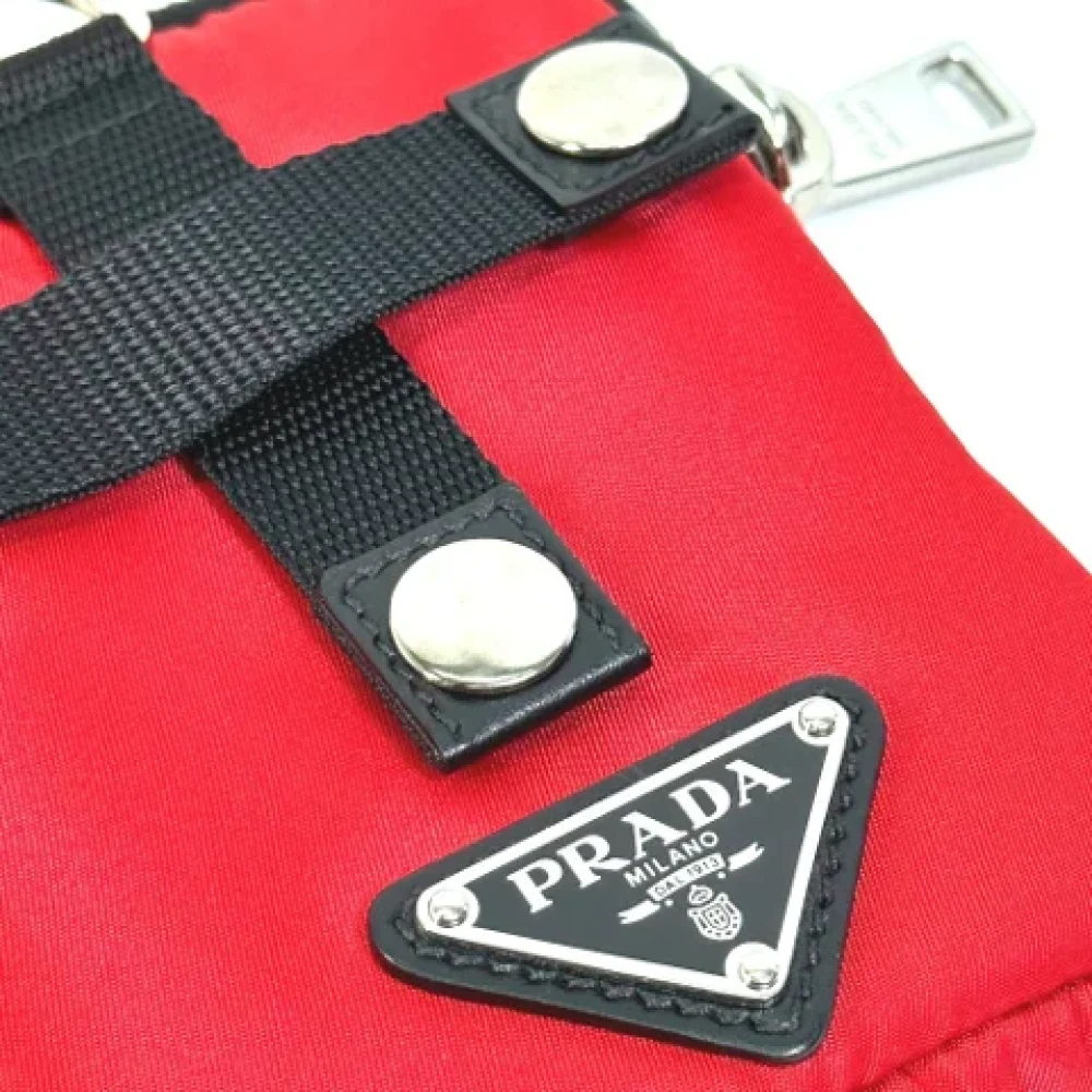 Prada Vintage Pre-owned Fabric prada-bags Red Heren