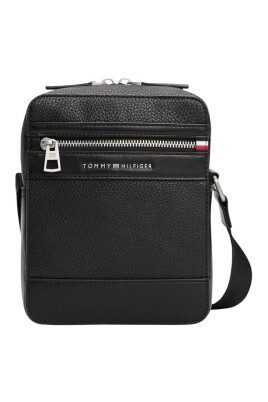 black-shoulder-bag-with-zip-closure