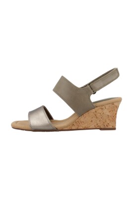 sandales-compensees-metalliques-pour-confort-et-style