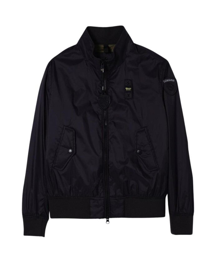 enfants-veste-a-capuche-noire
