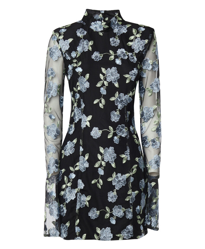 robe-a-manches-longues-noire-a-fleurs