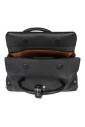 sac-a-main-en-cuir-elegant-avec-clous