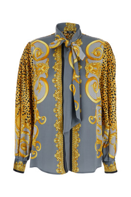 chemise-en-satin-de-soie-avec-foulard-leopard