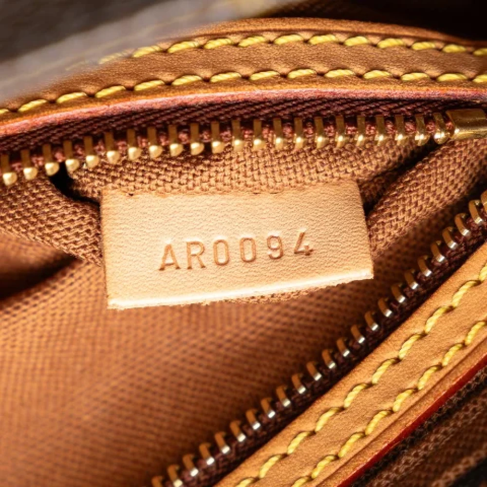 Louis Vuitton Vintage Pre-owned Canvas shoulder-bags Brown Dames