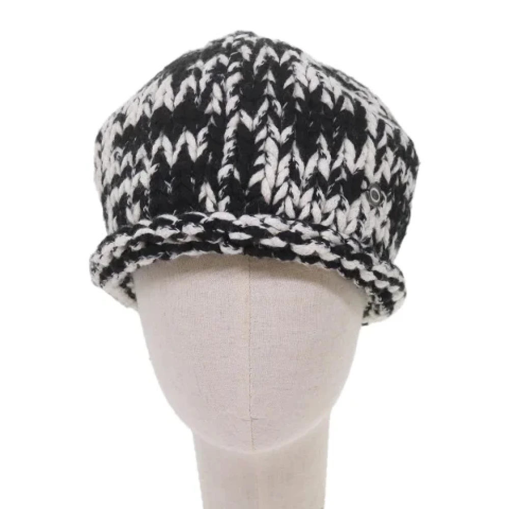 Chanel Vintage Pre-owned Wool hats Black Dames