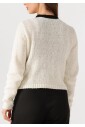 stijlvolle-witte-top-must-have