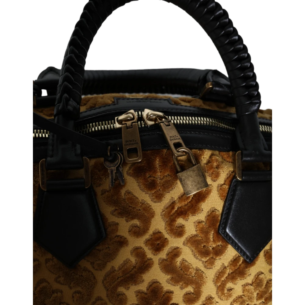 Dolce & Gabbana Beige Velvet Top Handle Duffle Tas Beige Dames