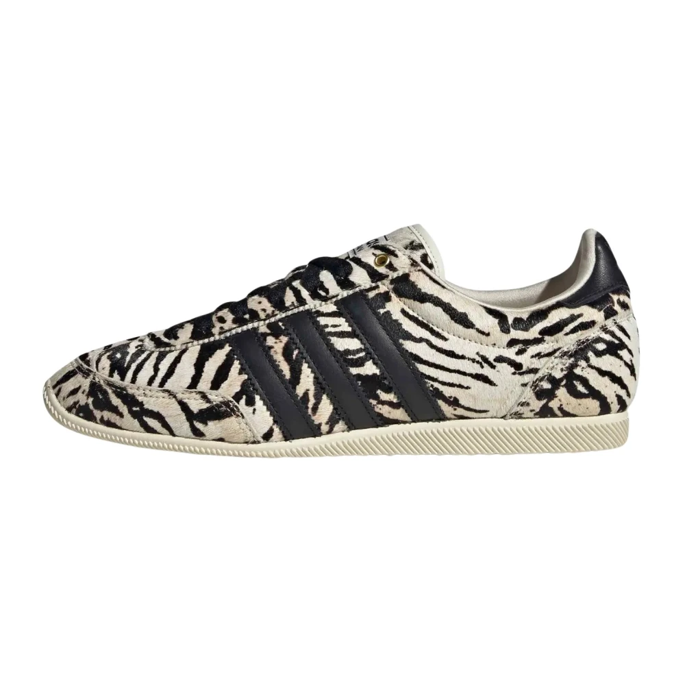 Adidas Women's Multicolor Skateboarding, 5 Uk, Japan