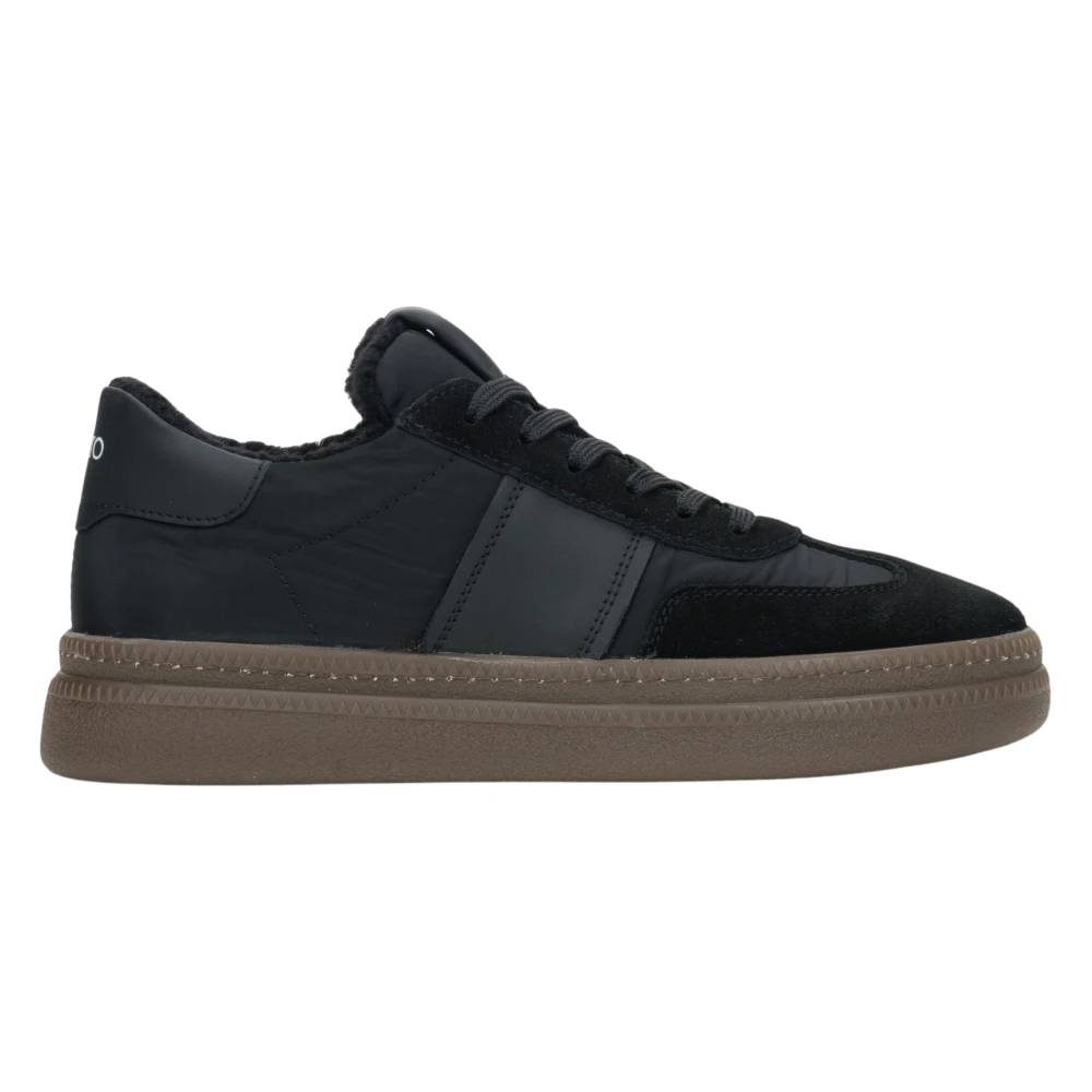 Estro Black Sneakers, Female, 5 Uk, Women's Winter Low-Top Trainers With Fur Lining Er00116049