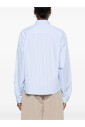 blauw-gestreept-overhemd-met-knoopsluiting