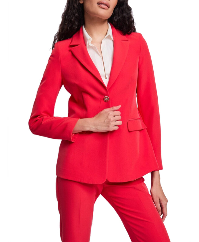 veste-rouge-pour-femme-avec-col-revers